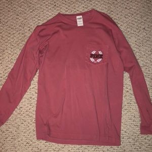 pink long sleeve tee
